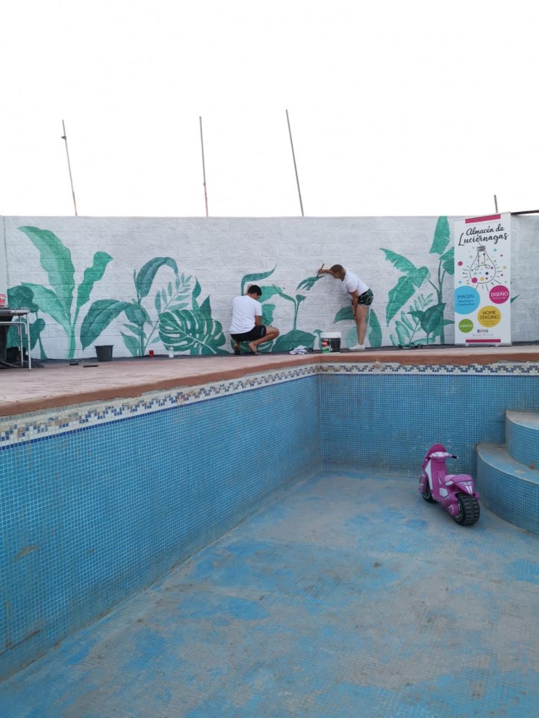 Mural en zona de piscina para un particular   (Almacén de Luciérnagas)