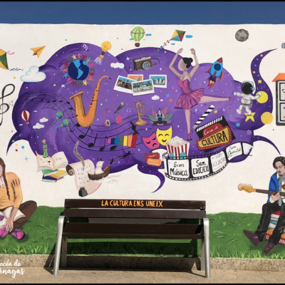 Mural  "La cultura ens uneix", en Casa de Cultura en Beniparrell (Almacén de Luciérnagas)