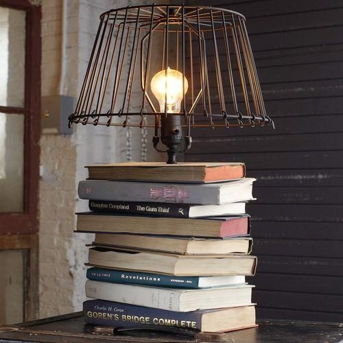 lampara de libros